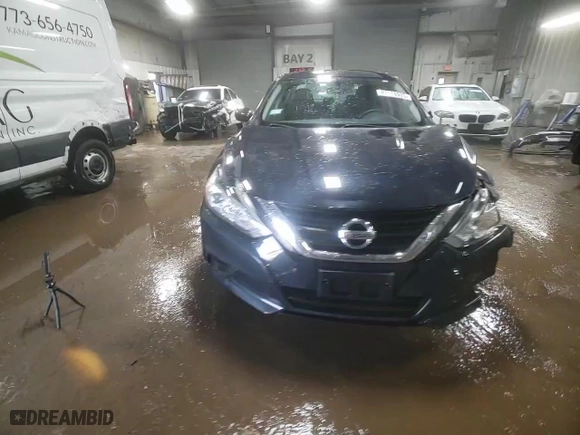 2018 Nissan Altima 2.5 SR with VIN 1N4AL3AP8JC290163, listed as a Copart auction lot 47118925 with 42,785 mi miles and Salvage Title. Bid and sale history available at carsss.com. Image 13.
