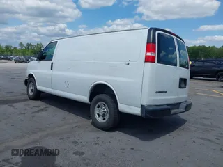 2019 Chevrolet Express Cargo Van with VIN 1GCWGAFP7K1370861, listed as a IAAI auction lot 41929550 with 148,539 mi miles. Bid and sale history available at carsss.com. Image 3.
