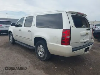 2010 Chevrolet Suburban LTZ with VIN 1GNUCKE03AR248244, listed as a IAAI auction lot 41677238 with 184,698 mi miles. Bid and sale history available at carsss.com. Image 3.