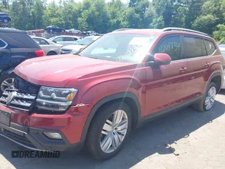 2019 Volkswagen Atlas SE with VIN 1V2UR2CA4KC553905, listed as a IAAI auction lot 42401734 with 71,405 mi miles and . Bid and sale history available at DreamBid. Image 2.