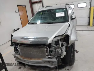 2015 GMC Terrain SLE z VIN 2GKFLWE31F6323727, wystawiony jako IAAI lot #42025066 z przebiegiem 159 681 mil mil oraz . Historia ofert i sprzedaży dostępna na DreamBid. Obrazek 13.