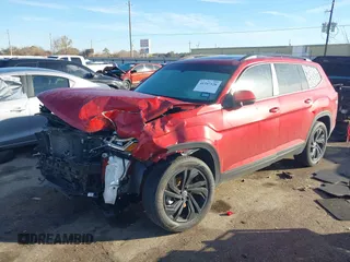 2023 Volkswagen Atlas SE z VIN 1V2JR2CA0PC538697, wystawiony jako IAAI lot #41347126 z przebiegiem 28 310 mil mil oraz . Historia ofert i sprzedaży dostępna na DreamBid. Obrazek 17.