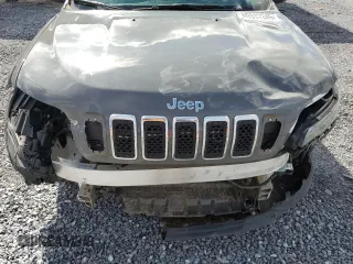 2021 Jeep Cherokee Latitude Lux with VIN 1C4PJLMX8MD144043, listed as a Copart auction lot 45337245 with 27,582 mi miles and Salvage Title. Bid and sale history available at carsss.com. Image 13.