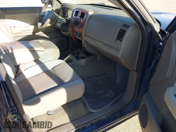 2005 Dodge Dakota SLT with VIN 1D7HW42N15S365967, listed as a IAAI auction lot 41798935 with 220,243 mi miles and . Bid and sale history available at DreamBid. Image 5.