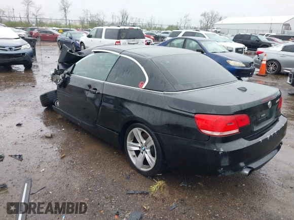 2007 BMW 3 Series 335i z VIN WBAWL73557PX48341, wystawiony jako IAAI lot #41964740 z przebiegiem Nie podano mil oraz . Historia ofert i sprzedaży dostępna na DreamBid. Obrazek 3.