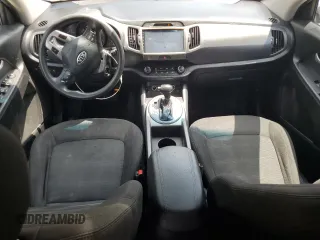 2012 Kia Sportage LX z VIN KNDPBCA27C7234285, wystawiony jako Copart lot #65807995 z przebiegiem 178 515 mil mil oraz Czysty tytuł • Clean title. Historia ofert i sprzedaży dostępna na DreamBid. Obrazek 8.