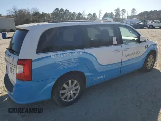 2015 Chrysler Town & Country Touring with VIN 2C4RC1BG7FR637030, listed as a Copart auction lot 48861175 with 268,749 mi miles and Clean Title. Bid and sale history available at carsss.com. Image 3.