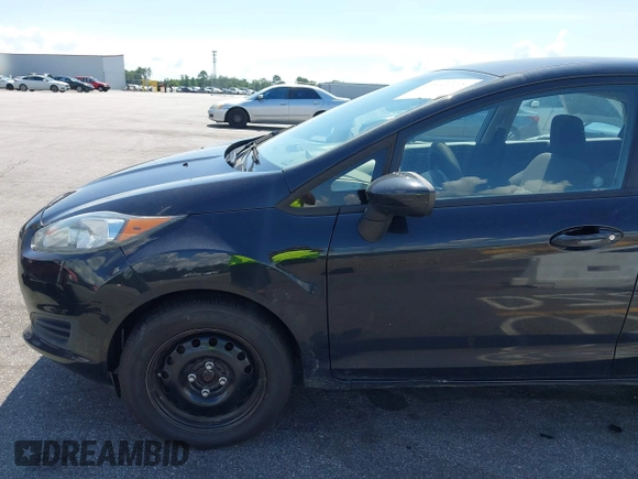 2014 Ford Fiesta S z VIN 3FADP4AJ2EM102020, wystawiony jako IAAI lot #42553222 z przebiegiem 145 052 mil mil oraz . Historia ofert i sprzedaży dostępna na DreamBid. Obrazek 6.