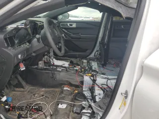 2021 Ford Explorer z VIN 1FM5K8AC0MGC31657, wystawiony jako Copart lot #70309654 z przebiegiem Nie podano mil oraz Szkoda całkowita • Salvage title. Historia ofert i sprzedaży dostępna na DreamBid. Obrazek 7.