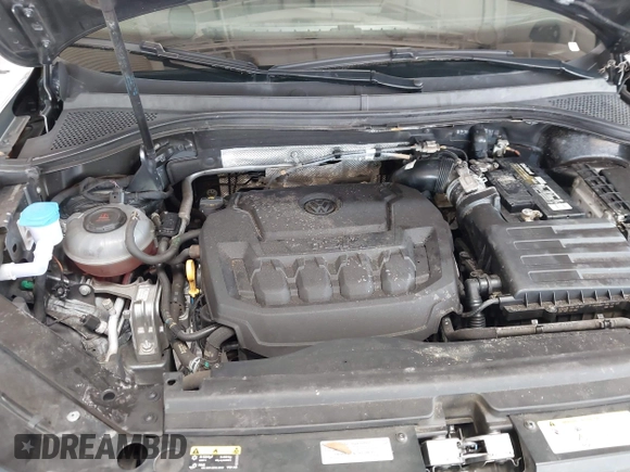 2021 Volkswagen Tiguan S z VIN 3VV1B7AX0MM030915, wystawiony jako IAAI lot #42198262 z przebiegiem 47 500 mil mil oraz . Historia ofert i sprzedaży dostępna na DreamBid. Obrazek 6.