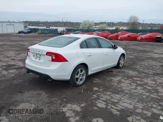 2013 Volvo S60 T5 Premier with VIN YV1612FS8D2209129, listed as a IAAI auction lot 41973705 with 85,947 mi miles. Bid and sale history available at carsss.com. Image 4.