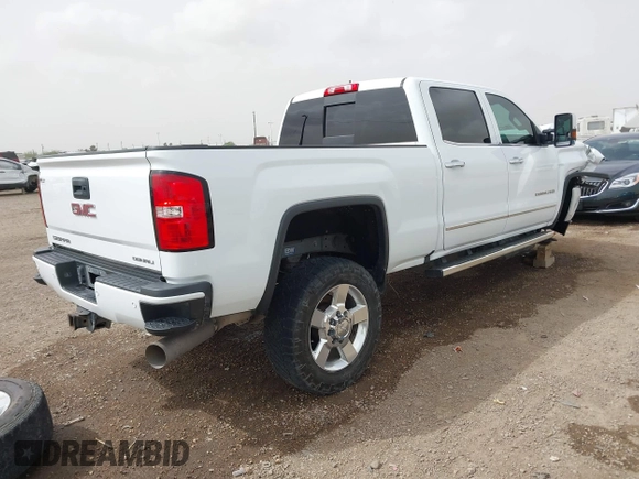 2017 GMC Sierra 2500HD Denali with VIN 1GT12UEY1HF213326, listed as a IAAI auction lot 41807632 with 224,620 mi miles and . Bid and sale history available at DreamBid. Image 4.