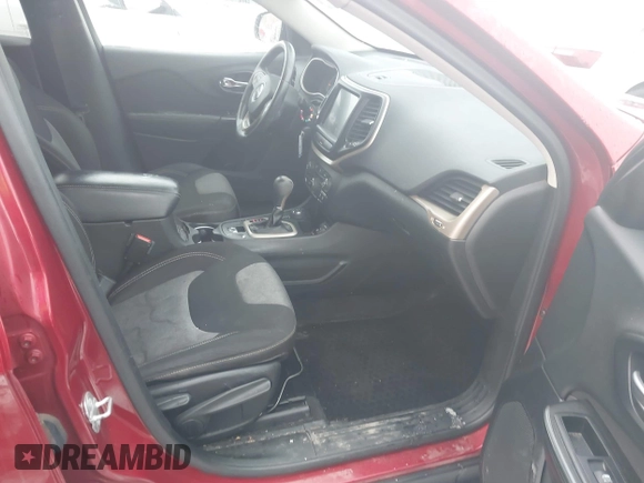 2014 Jeep Cherokee Latitude with VIN 1C4PJMCB8EW166853, listed as a IAAI auction lot 41579386 with 251,683 mi miles and . Bid and sale history available at DreamBid. Image 5.