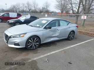 2022 Nissan Altima SR z VIN 1N4BL4CV9NN327401, wystawiony jako IAAI lot #41602929 z przebiegiem 61 130 mil mil oraz . Historia ofert i sprzedaży dostępna na DreamBid. Obrazek 6.