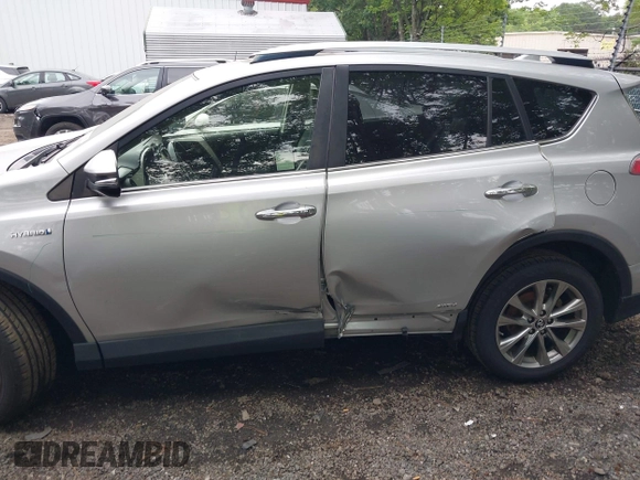 2016 Toyota RAV4 Limited с VIN JTMDJREV2GD001094, выставлен на аукционе IAAI как лот 42499355 с пробегом 295 363 миль миль и . История ставок и продаж доступна на DreamBid. Изображение 6.
