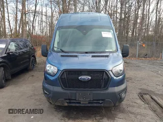 2023 Ford Transit Cargo z VIN 1FTBR3X86PKA19968, wystawiony jako IAAI lot #41587524 z przebiegiem 44 987 mil mil oraz . Historia ofert i sprzedaży dostępna na DreamBid. Obrazek 12.