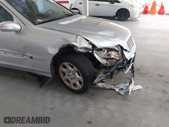 2006 Mercedes-Benz C 280 Luxury with VIN WDBRF54H76A881929, listed as a IAAI auction lot 42669024 with 185,384 mi miles and . Bid and sale history available at DreamBid. Image 6.