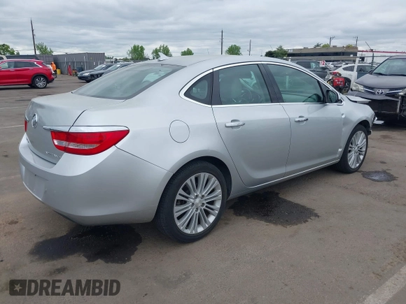 2013 Buick Verano with VIN 1G4PP5SK0D4228466, listed as a IAAI auction lot 42072670 with 72,290 mi miles. Bid and sale history available at carsss.com. Image 4.