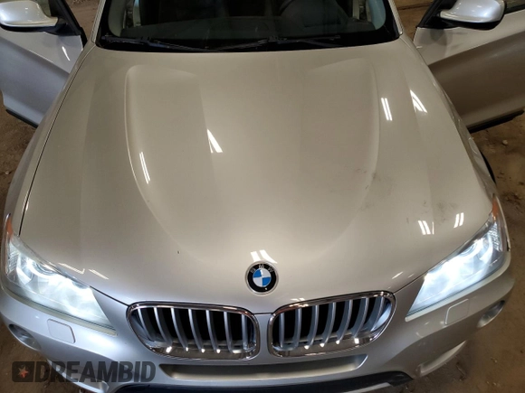 2014 BMW X3 xDrive35i z VIN 5UXWX7C56E0E76543, wystawiony jako Copart lot #56428785 z przebiegiem 126 024 mil mil oraz Czysty tytuł • Clean title. Historia ofert i sprzedaży dostępna na DreamBid. Obrazek 12.