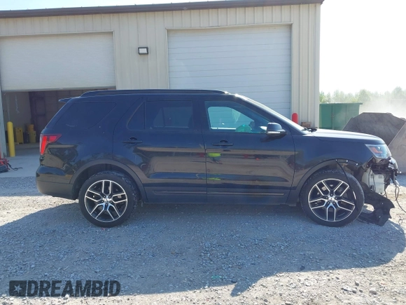 2016 Ford Explorer Sport with VIN 1FM5K8GTXGGA20252, listed as a IAAI auction lot 42056049 with 146,394 mi miles and . Bid and sale history available at carsss.com. Image 13.