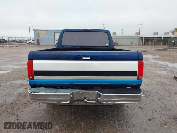 1995 Ford F-150 с VIN 1FTEX15N5SKA99806, выставлен на аукционе IAAI как лот 42162114 с пробегом Не указан миль и . История ставок и продаж доступна на DreamBid. Изображение 16.