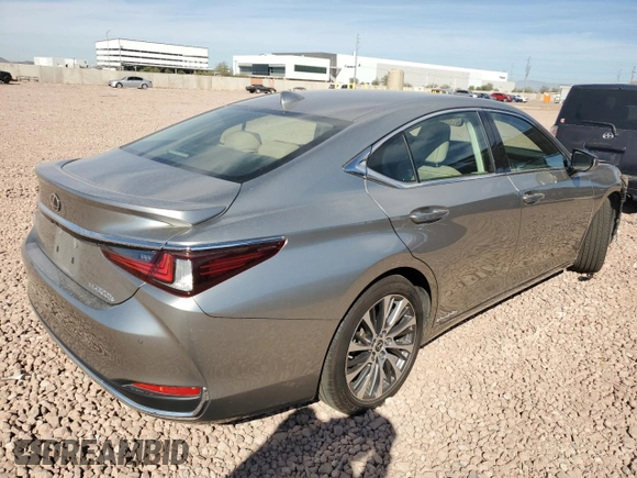 2019 Lexus ES 300h z VIN JTHB21B19K2032451, wystawiony jako Copart lot #45764795 z przebiegiem 43 645 mil mil oraz Szkoda całkowita • Salvage title. Historia ofert i sprzedaży dostępna na DreamBid. Obrazek 3.