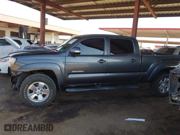 2015 Toyota Tacoma PreRunner with VIN 3TMKU4HN0FM046941, listed as a IAAI auction lot 42533553 with 123,115 mi miles and . Bid and sale history available at DreamBid. Image 14.