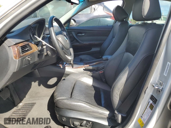 2006 BMW 3 Series 330i with VIN WBAVB33596PS17634, listed as a Copart auction lot 47486315 with 132,202 mi miles and Clean Title. Bid and sale history available at carsss.com. Image 7.