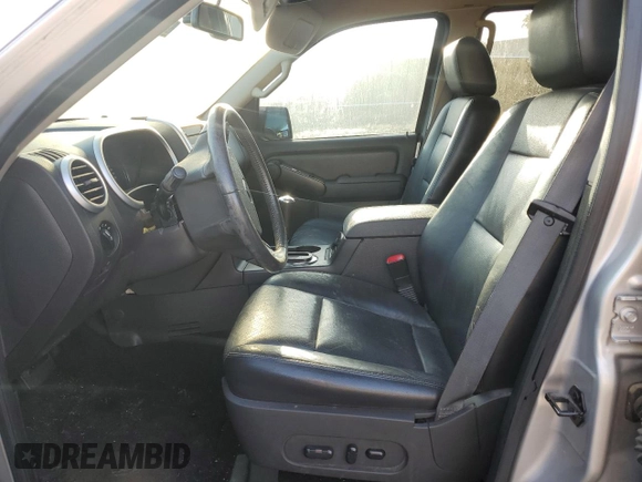 2008 Mercury Mountaineer with VIN 4M2EU37E38UJ13128, listed as a Copart auction lot 52986095 with 119,358 mi miles and Salvage title. Bid and sale history available at DreamBid. Image 7.