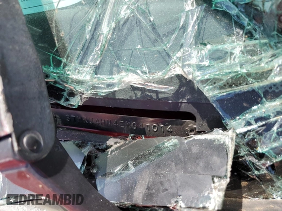 2014 Toyota Tacoma PreRunner с VIN 3TMKU4HN4EM041014, выставлен на аукционе Copart как лот 59615425 с пробегом Не указан миль и Списание • Salvage title. История ставок и продаж доступна на DreamBid. Изображение 12.
