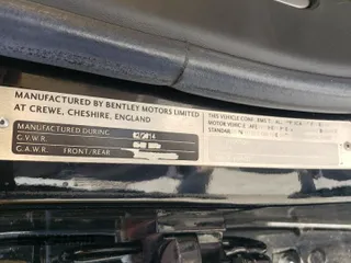 2014 Bentley Flying Spur z VIN SCBEC9ZA2EC095912, wystawiony jako Copart lot #51672955 z przebiegiem 42 555 mil mil oraz Szkoda całkowita • Salvage title. Historia ofert i sprzedaży dostępna na DreamBid. Obrazek 12.