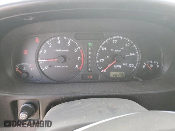 2000 Isuzu Rodeo z VIN 4S2DM58W8Y4331154, wystawiony jako Copart lot #49507535 z przebiegiem 198 476 mil mil oraz Szkody całkowita. Historia ofert i sprzedaży dostępna na DreamBid. Obrazek 9.