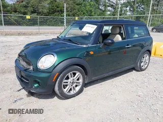 2011 MINI Clubman z VIN WMWZF3C58BTY00588, wystawiony jako IAAI lot #42157453 z przebiegiem 102 947 mil mil oraz . Historia ofert i sprzedaży dostępna na DreamBid. Obrazek 2.