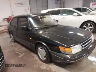 1988 Saab 900 z VIN YS3AL35L0J3026235, wystawiony jako IAAI lot #41564727 z przebiegiem 227 959 mil mil oraz . Historia ofert i sprzedaży dostępna na DreamBid. Obrazek 1.