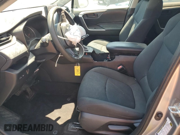 2020 Toyota RAV4 LE with VIN 2T3K1RFVXLC034798, listed as a Copart auction lot 50105965 with 42,011 mi miles and Clean Title. Bid and sale history available at DreamBid. Image 7.