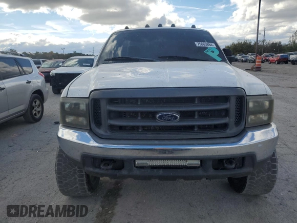 1999 Ford F-250 XL z VIN 1FTNF21F4XEC81851, wystawiony jako Copart lot #75865864 z przebiegiem 260 042 mil mil oraz Czysty tytuł • Clean title. Historia ofert i sprzedaży dostępna na DreamBid. Obrazek 5.