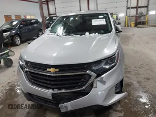 2018 Chevrolet Equinox LT with VIN 2GNAXSEV3J6173558, listed as a IAAI auction lot 41863649 with 162,740 mi miles and . Bid and sale history available at carsss.com. Image 12.