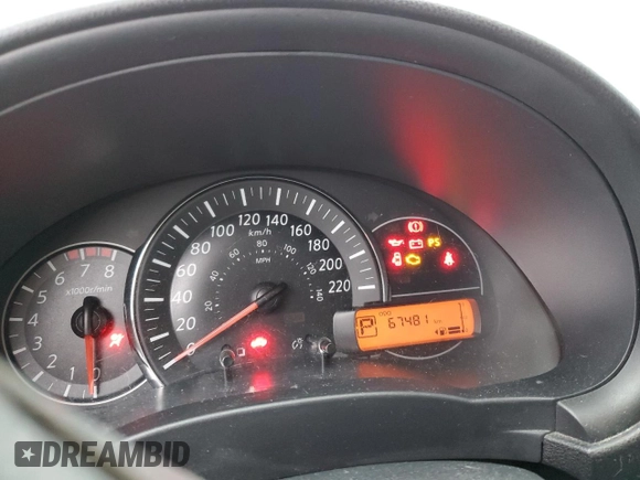 2015 Nissan Micra S z VIN 3N1CK3CPXFL205695, wystawiony jako Copart lot #45932665 z przebiegiem 67 481 mil mil oraz Szkody całkowita. Historia ofert i sprzedaży dostępna na DreamBid. Obrazek 9.