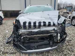 2015 Jeep Cherokee Limited with VIN 1C4PJMDS7FW736213, listed as a Copart auction lot 47080895 with 0 mi miles and Clean Title. Bid and sale history available at carsss.com. Image 5.