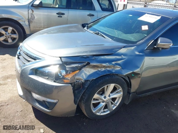 2015 Nissan Altima 2.5 S with VIN 1N4AL3AP7FN380772, listed as a IAAI auction lot 41701150 with 162,891 mi miles. Bid and sale history available at carsss.com. Image 6.