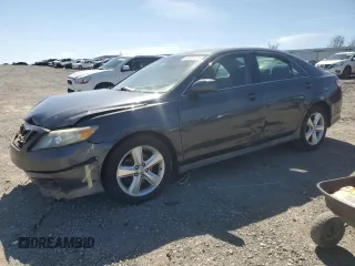 2010 Toyota Camry z VIN 4T1BF3EK1AU091479, wystawiony jako Copart lot #49481535 z przebiegiem 185 196 mil mil oraz Szkoda całkowita • Salvage title. Historia ofert i sprzedaży dostępna na DreamBid. Obrazek 1.