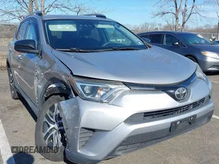 2017 Toyota RAV4 LE with VIN 2T3BFREV0HW562035, listed as a IAAI auction lot 41755916 with 77,562 mi miles. Bid and sale history available at carsss.com. Image 1.