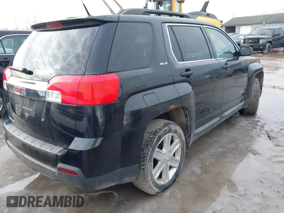 2011 GMC Terrain SLE-2 with VIN 2CTALSEC5B6358977, listed as a IAAI auction lot 41455492 with 172,872 mi miles. Bid and sale history available at carsss.com. Image 4.