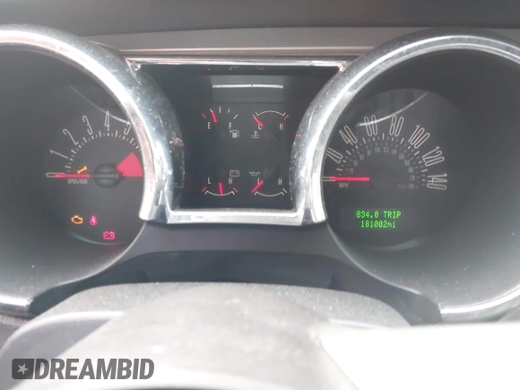 2007 Ford Mustang GT Deluxe z VIN 1ZVFT82H175334728, wystawiony jako IAAI lot #41609794 z przebiegiem 181 002 mil mil oraz . Historia ofert i sprzedaży dostępna na DreamBid. Obrazek 7.