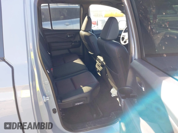 2024 Honda Ridgeline Black Edition with VIN 5FPYK3F85RB025204, listed as a IAAI auction lot 41836118 with 12,385 mi miles and . Bid and sale history available at DreamBid. Image 8.