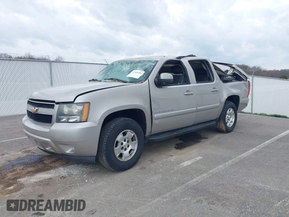 2007 Chevrolet Suburban LT с VIN 1GNFK16397J380298, выставлен на аукционе IAAI как лот 41945696 с пробегом 122 530 миль миль и . История ставок и продаж доступна на DreamBid. Изображение 2.