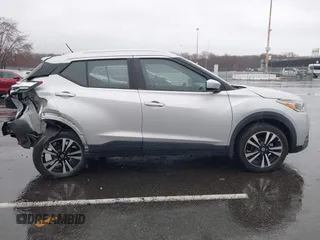 2020 Nissan Kicks SV z VIN 3N1CP5CV0LL547650, wystawiony jako IAAI lot #41868073 z przebiegiem 37 942 mil mil oraz . Historia ofert i sprzedaży dostępna na DreamBid. Obrazek 13.