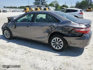 2017 Toyota Camry XLE with VIN 4T1BF1FKXHU806112, listed as a Copart auction lot 53886385 with 112,249 mi miles and Clean Title. Bid and sale history available at carsss.com. Image 2.