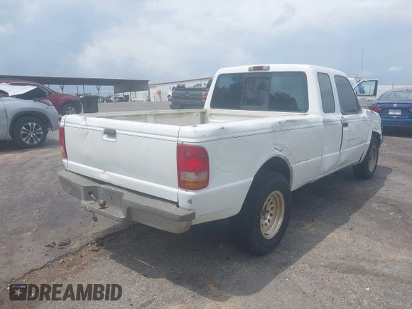 1996 Ford Ranger XL z VIN 1FTCR14A2TPB29154, wystawiony jako IAAI lot #42065099 z przebiegiem 250 809 mil mil oraz . Historia ofert i sprzedaży dostępna na DreamBid. Obrazek 4.