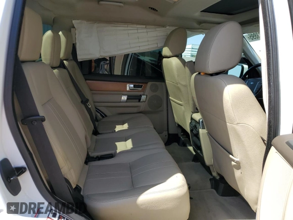 2016 Land Rover LR4 HSE with VIN SALAG2V64GA789744, listed as a Copart auction lot 48533895 with 131,133 mi miles and Salvage title. Bid and sale history available at DreamBid. Image 11.
